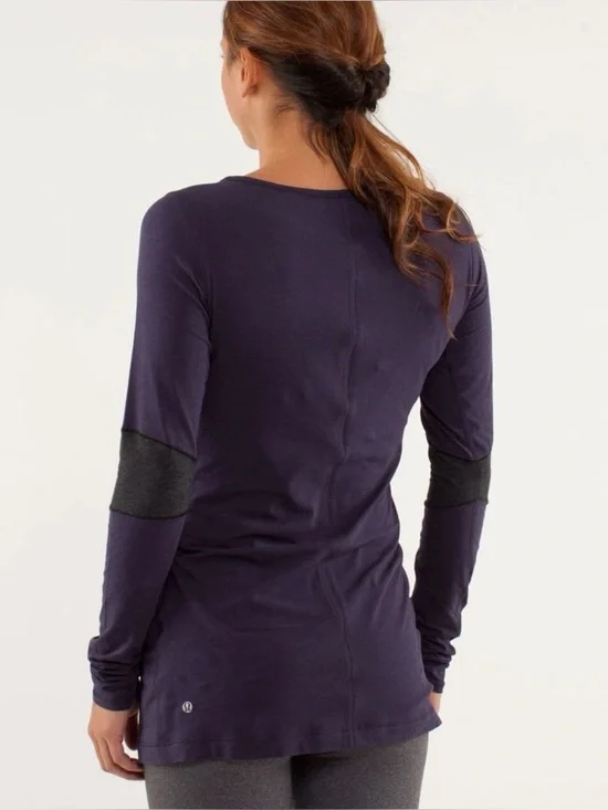 NWOT NEW Lululemon Devotion Long Sleeve Tee Black Swan Purple Vitasea Top Size S - Picture 2 of 8